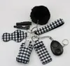 8st / set självförsvar keychain set 10 färger larm pompom nyckel ring hand sanitizer handleden läppstift hållare nyckelringar för kvinna män självförsvar nyckelring säkerhetsverktyg