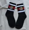 Tijger borduurde sokken heren dames ondergoed skateboard streetwear kousen sokken gestreepte design minnaars katoenen blend atletische sokken