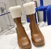 2021 Kvinnor Betty Boots PVC Gummi Borded Platform Knä-High Tall Rain Cashmere Boot Svart Vattentät Velicy Hloe Skor Utomhus Rainshoes Högklackat