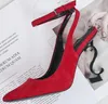 Med ruta 2021 varumärkesdesigner skor damer höga klackar sko sexiga bokstäver riktiga läder mocka mode pumpar fjäder skor bröllop klänning