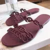 2020 kadın lüks terlik moda plaj zinciri alt terlikler bayan yüksek kaliteli sandaletler deri düz topuk slaytlar terlik ayakkabıları