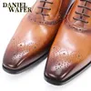 Mannen oxford schoenen klassieke stijl brogue lederen zwart bruin lace-up formele bruiloft kantoor jurk