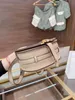 Kända modedesignmärke handväskor för damer Mirror Quqlity vacker axelväska kohud mini Marcie en-axel cross-body sadel 221231