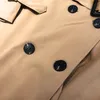 ブランドデザインの女性のトレンチコート古典的なダブルブレストウインドブレーカーミディアムスタイル秋冬コート12104アイテム