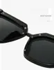 2023 Designers Funky Solglasögon Dam Solglasögon Berömda solgudsglasögon Polarized Retro Eyewear Solglasögon Utomhussportsbåge Polisglasögon