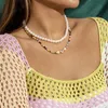 Collane di perline miste colorate di perle d'imitazione Donne Perle di lettera in lega acrilica Catene per clavicola Accessori per collana fatta a mano per feste di vacanza europee