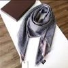 스카프 디자이너 스카프 Womens Luxury Oversized Color Gradient Classic Letters Check Shawls and Scarfs 4 색 고품질 옵션