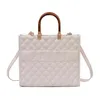 クリアランスアウトレットオンラインハンドバッグ容量夏の雰囲気シルクスカーフハンドレッドトート女性トレンドの販売