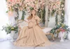 2022妊娠中の女性のためのシャンパンウエディングのドレスラフルスキャップスリーブイブニングドレス女性の写真シュートマタニティガウン