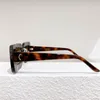 Sonnenbrille GG0974S Anti-Ultraviolett-Retro-Platte Klassische kleine quadratische Diamantbrille Mode-Sonnenbrille Augenschutz Marken-Sonnenbrille zufällig