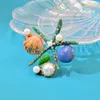 Pins, broscher Cindy Xiang Ankomst Starfish Brosch Pins Smycken Rhinestone Pearl Broche Elegant Natural Shell Lady