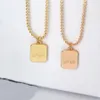 Europa Amerika Mode Stijl Dame Dames 18K Gouden Kralen Ketting Ketting Gegraveerde T Letter Square Hanger 3 Kleur