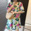 Korjpaa Kvinnor Mini Klänning Korea Chic Sommar Retro Elegant Print V-Neck Wooden Ear Stitching Loose Flared Sleeve Vestido 210526