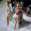 2PCS / SET BEAU BEAU Angel Résine Craft Figurines Figurines de mariage Accueil Décoration Hogar Moderno U0926 210811