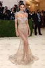 2022 Metgala Kendall Jenner Prom Платья роскоши Кристалл Русалка Сексуальная смотрите через черные девушки Выпускной с длинным рукавом Вечернее платье