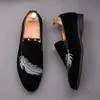 Luxury Designer Embroidery Wedding Dress Shoes Fashion Spring Autumn Low Top Soft Bottom Casual Flat Male Drive Loafers H38