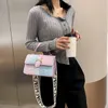حقائب الكتف حقائب 2021 المرأة أزياء صغيرة بو الجلود حقيبة مصمم الشهيرة قوس قزح الألوان سلسلة crossbody المحافظ