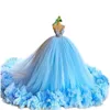 Luxury Light Sky Blue Quinceanera Dresses 2022 Princess Ball Gown Spaghetti Straps Sequins Crystals Beaded Sweet 15 Dress Ruched 16 Years Brithday Prom Party Gowns