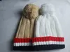 Top Sprzedaż Mężczyźni Beanie Luksusowe Unisex Dzianiny Kapelusz Gorros Bonnet Pom-Pom Dnit Kapelusze Klasyczne Sportowe Czaszki Czapki Kobiety Dorywczo Intours Gęsi Czapki