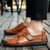 Märke män handgjorda mjuka läder casual skor utomhus andningsbar platt man skor högkvalitativa män loafers moccasins stor storlek 38-48