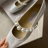 Chaussures de designer de luxe Mary Jane Ballet à bout carré avec perles blanches et petites perles de cristal Taille simple de la mode 34-41