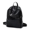 العلامة التجارية حقائب جلدية النساء أزياء البسيطة حقيبة صغيرة سوداء لينة الصلبة الفتيات مدرسة حقائب الكتف mochila الأنثوية Q0528