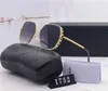 Fashion Crystal Sunglasses الصيف المضادة للأشعة فوق البنفسجية الاستقطاب عدسة C النظارات الشمسية النظارات الشمسية العلامة التجارية الكلاسيكية الإناث مع مربع العلامة التجارية