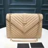 Damen-Luxus-Designertaschen 2021, modische und bequeme Umhängetasche, Seriennummer 487206, Größe: 24 x 17,5 x 6 cm
