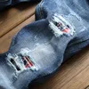 Jeans masculinos Roupas masculinas pretas rasgadas slim reta 2022 Spring Fashion Troushers Fit Fit Hole Stretch Male calça