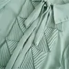 Za volants en mousseline de soie Blouse femmes revers col à manches longues chemises plissées femme Chic avant bouton en métal lâche haut vert 210602