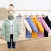 Kids Down Coat Winter Girls Cotton-Padded Jackets Boys Mid Parka Hooded Coats Tjockerad Varm Lång Jacka Barn Outwear Candy Färg Zipper Fickor M3902