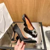 Классические модные шлепанцы Леди Летние сандалии Дизайнерская металлическая пряжка Большой размер Кожаная женская обувь на высоком каблуке с толстой подошвой Bagshoe1978 00013