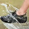 Été plage chaussures hommes eau antidérapant extérieur randonnée respirant Aqua sans lacet maille baskets Trekking sandales Y0714