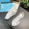 Bayan Rahat Spor Ayakkabı Seyahat Moda Beyaz Siyah Kadınlar Dantel-Up Sneaker 100% Deri Kumaş Salonu Kalın Soled Ayakkabı Tasarımcısı Platformu Lady