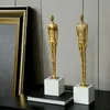 Wanduhren, ABSTRAKTE GOLDENE MÄNNLICHE UND WEIBLICHE METALLFIGUREN, STATUE-VERZIERUNGEN, SKULPTUR AUS WEISSEM MARMOR, KUNSTDEKOR FÜR ZUHAUSE, WOHNZIMMER, BÜRO