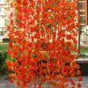 Dekorativa Blommor Kransar 12st 2m Artificiell Lämna Garland Fake Green Leaf Ivy Vin Växt Vägg Hängande Bröllopsfest Hem Trädgårdsinredning