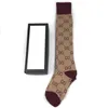 GGITY GC GG 2022 Stocking Designer Mens Womens Socks Wool Stockings Wysokiej jakości ulice seniorów Wygodne skarpetka na nogę kolanową z pudełkiem 903
