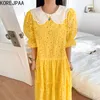 Korejpaaの女性のドレス夏の韓国のシックなガール西洋風の年齢軽減人形襟の中空レースパフスリーブフリルvestidos 210526