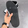 حذاء كرة السلة الكلاسيكي Jumpman 1 عالي الجودة 1s High OG Panda مصمم أزياء رياضية للركض مع صندوق