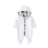 Bebê Romper 2021 Primavera Outono de Alta Qualidade Branco Hooded Boys Algodão Recém-nascido Jumpsuit Moda Childen Roupas Meninas Crianças Designer Adorável Jumpsuits infantis