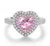 2021 Luxury rosa amor com pedras laterais cheias de diamantes proposition de festa de moda