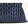 クッション/装飾的な枕の固体クッションカバー装飾的な模造シルクサテンケースの根類のブレイドプリーツアートデザインのCoussinソファーシートチェア
