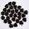 Natursten Charms 20mm Hjärta Kärlek Svart Obsidian Pendants Chakras Gem Stone Fit Örhängen Halsband Göra Assorterad