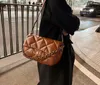고전적인 디자인 PU 격자 무늬 누비 이불 여성의 어깨 가방 헝겊 체인 핸드백 작은 정사각형 크로스 바디 가방
