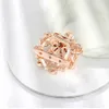 Crystal Flower Scarf Buckle Brosches Dress Business Suit Shirt Corsage Brosch Women Mänsmycken Will och Sandy Gift