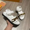 Najwyższej Jakości Moda Luksusowe Płaskie Kapcie Sandały Łańcuch Sandały Wskazał Toe Cross Designer Niepoślizgowe Wygodne Sandal Beach Buty Prawdziwe Skórzane Pantofel Mules 35-42