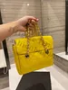 Fashion Girls Hobos Catene a filo giallo Spalla Ascella Borse a mano Nero Verde Estate Borse semplici Cross Body Ladies One Side Spring Lady Handbag