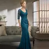 Blå Teal Half Långärmad Snöre Mermaid Mamma Brudklänningar V Neck Sweep Train Appliques Wedding Aftonklänningar