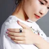 2021 Kostium Kobiet Biżuteria Ring Drop Drop Pave Square Green Blue and Clear CZ Kamienne Pierścienie Moda dla kobiet