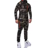 Män sätter spårdräkt 2021 Camouflage Jacket Camo Print Tracksuit Matching Sportswear Hoodie Coat Pants Sweatsuit Military X06101577635